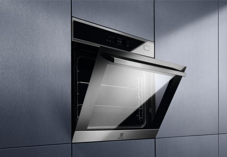 Духовка електрична Electrolux EOB8S39WX &ndash; фото