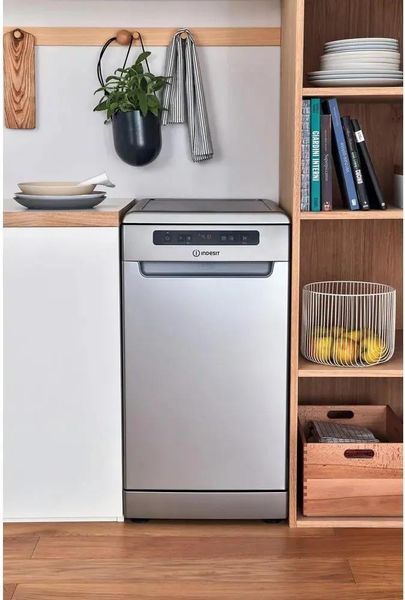 Посудомийна машина Indesit DSFO 3T224 C &ndash; фото