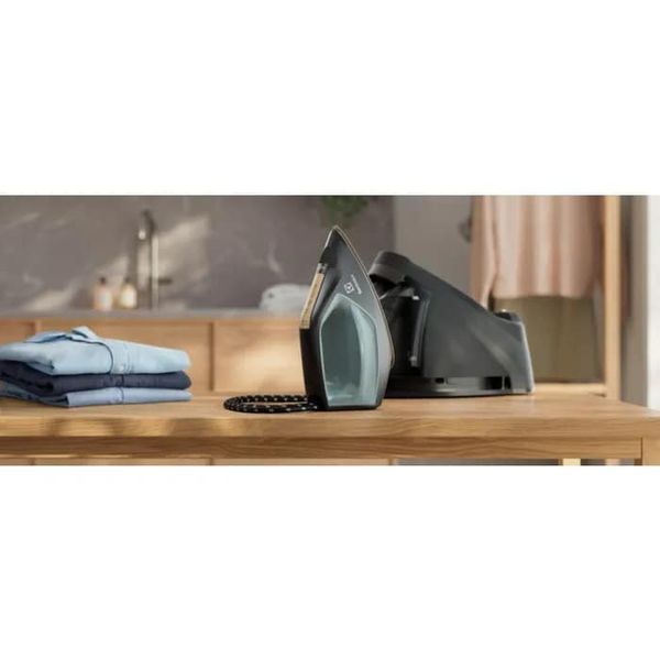 Холодильник Electrolux E8ST2-8OG &ndash; фото