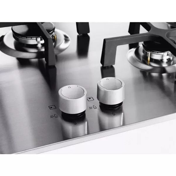 Варочная поверхность комбинированная Electrolux EGD6576NOK &ndash; фото