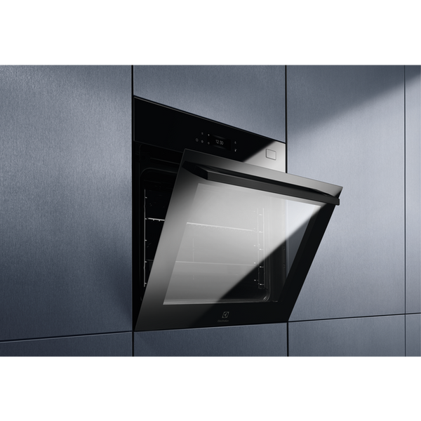 Духовка електрична Electrolux EOB8S39WZ &ndash; фото