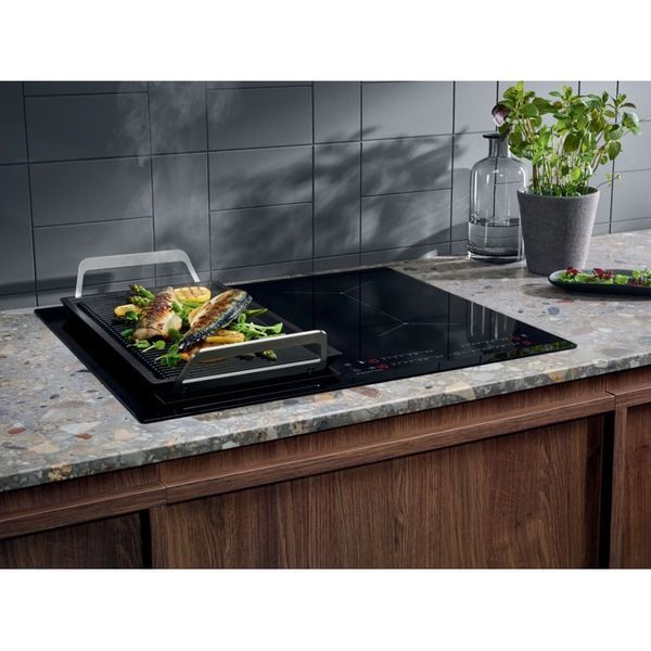 Індукційна варильна поверхня Electrolux EIS62441 &ndash; фото