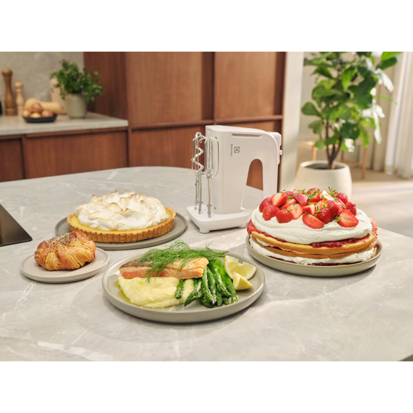 Міксер Electrolux EHM4W &ndash; фото