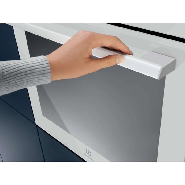 Духовка електрична Electrolux OKC8H39WV &ndash; фото