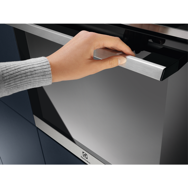 Духовка електрична Electrolux EOB9S31WX &ndash; фото