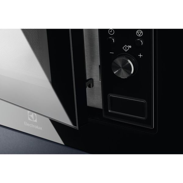 Мікрохвильовка Electrolux LMS2203EMX &ndash; фото