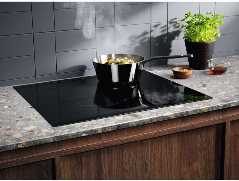 Варочная поверхность электрическая Electrolux CIT61443 &ndash; фото