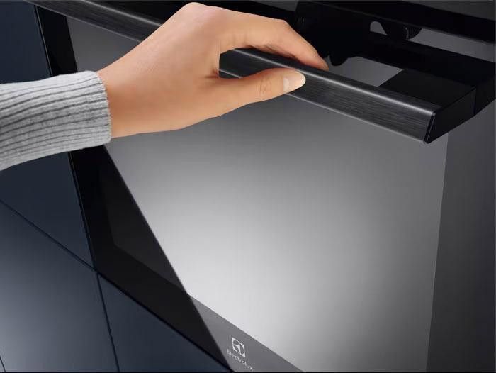 Духовка електрична Electrolux EOD6F77H &ndash; фото
