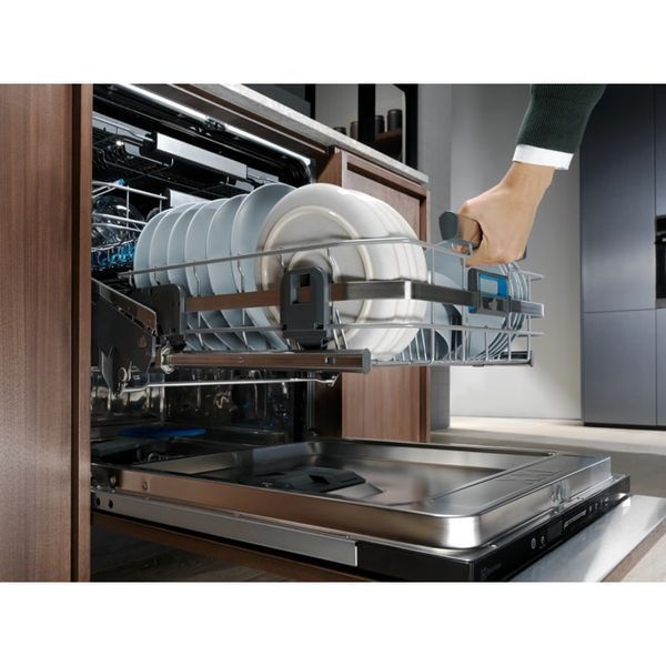 Посудомийна машина Electrolux EEC87310W &ndash; фото