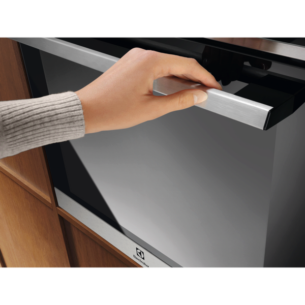 Духовка електрична Electrolux EOE8P38X &ndash; фото